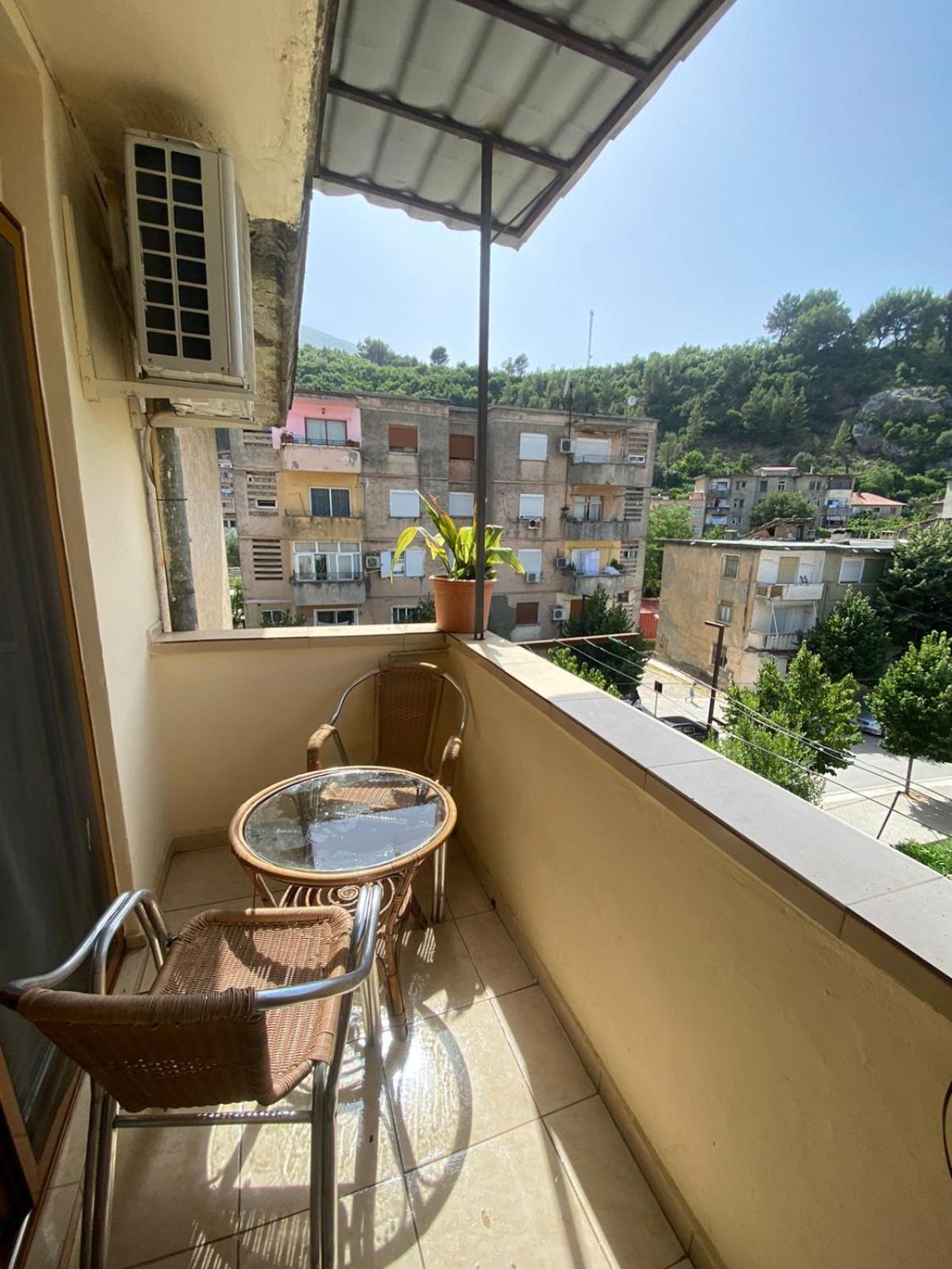 Përmet Nina Apartment מראה חיצוני תמונה